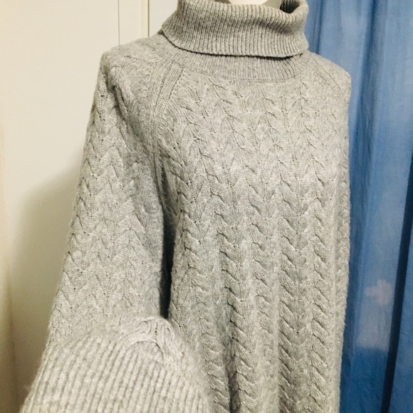 Michael Kors Sweaters - Michael Kors  Gray Cable knit turtle neck Sweater